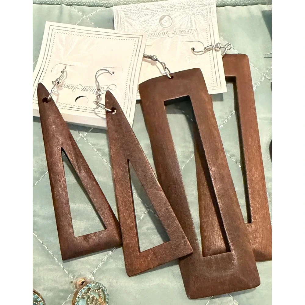 Dolphin‎ Ore & Mixed Statement Earring Lot Wood Geometric Tassel Boho 11 Pairs